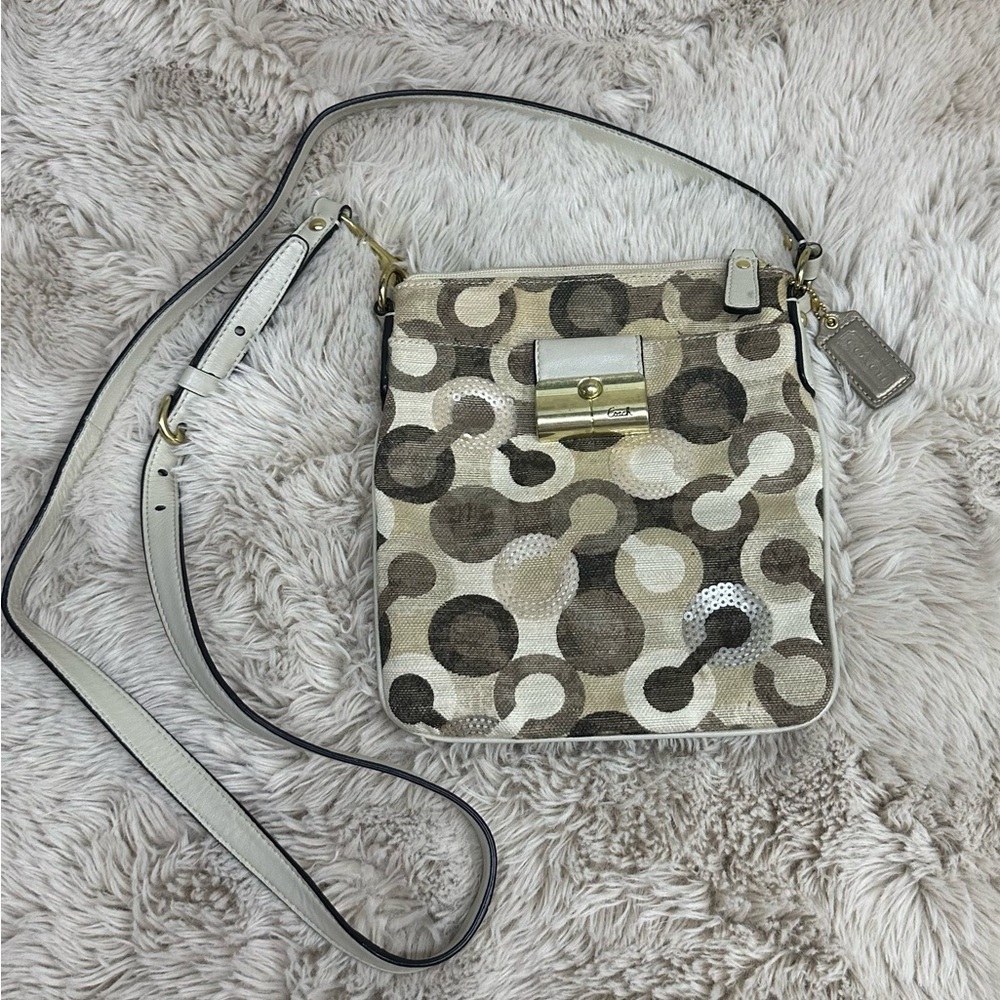 Coach Crossbody Authentic
